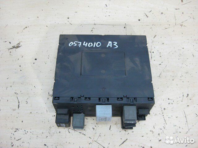 Блок комфорта 8P0907279P Audi A3 (8P1) 2003-2013 Блок комфорта 8P0907279P Audi A3 (8P1) 2003-2013