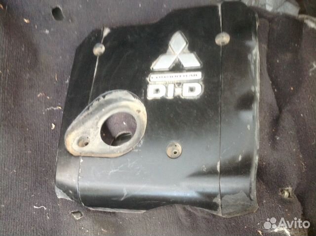 Декоративная крышка Mitsubishi l200