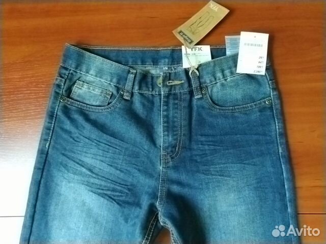 Джинсы р. 170 Новые Джинсы р. 170 Новые