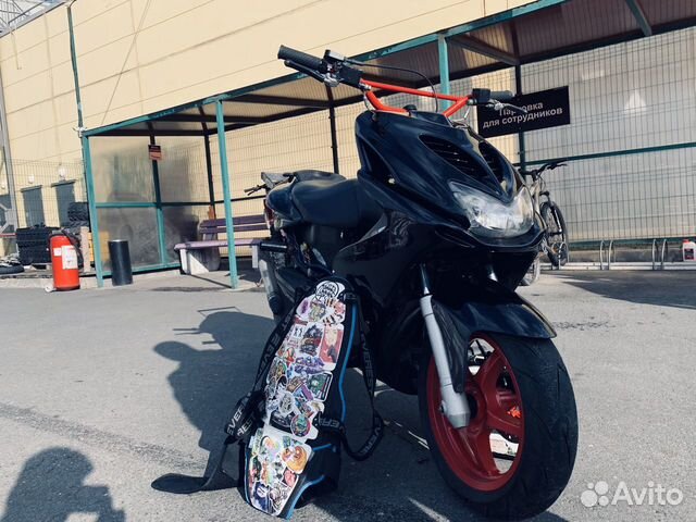 Yamaha aerox stunt