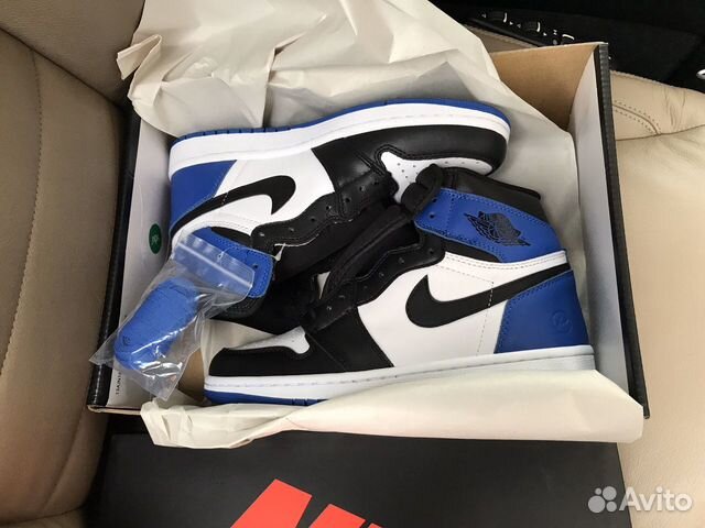 Fragment x Air Jordan 1 Retro High OG Royal Black