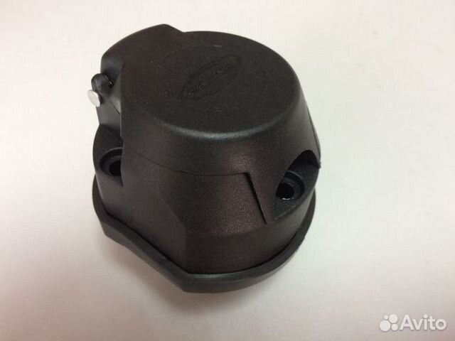 Розетка 7-контактная пластиковая