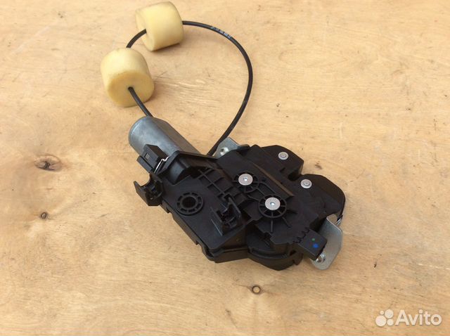 Замок багажника Mercedes W221 w216 S CL 221