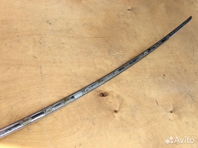 Молдинг крышки багажника Mercedes W221 S