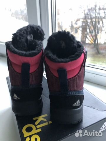 Зимние ботинки adidas Зимние ботинки adidas