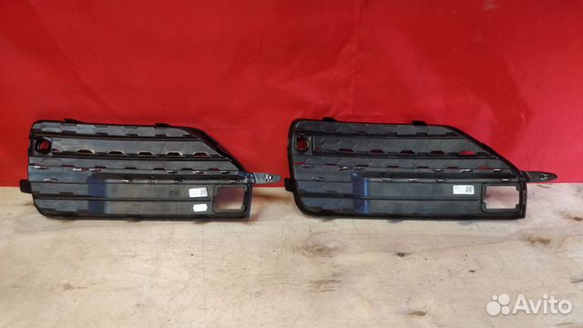 Решётка переднего бампера правая Volvo XC90 2 (201