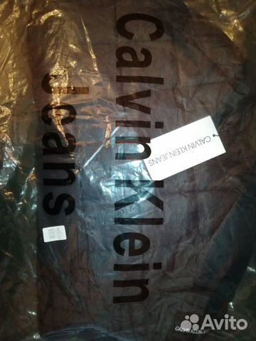Новая куртка пуховик Calvin Klein оригинал Новая куртка пуховик Calvin Klein оригинал