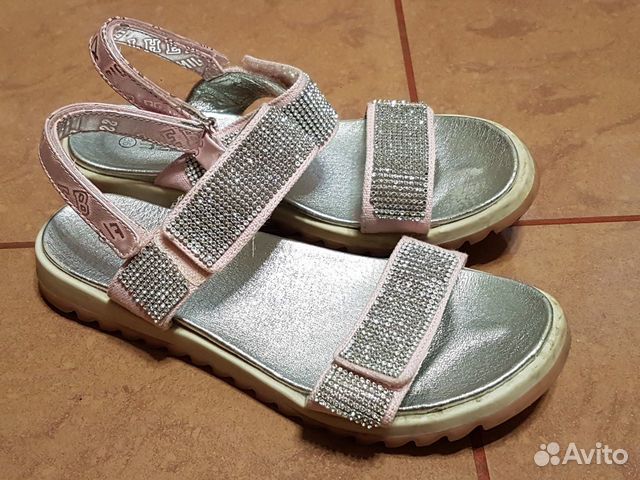 Босоножки для девочки 37 р-р