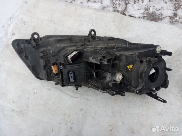 Volkswagen Touareg NF рест фара левая Volkswagen Touareg NF рест фара левая