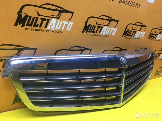 Решетка радиатора Mercedes C-Classe W204 2011-2014 Решетка радиатора Mercedes C-Classe W204 2011-2014