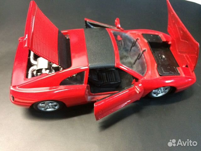 Модель машины Ferrari 348-TS, 1/24 Модель машины Ferrari 348-TS, 1/24