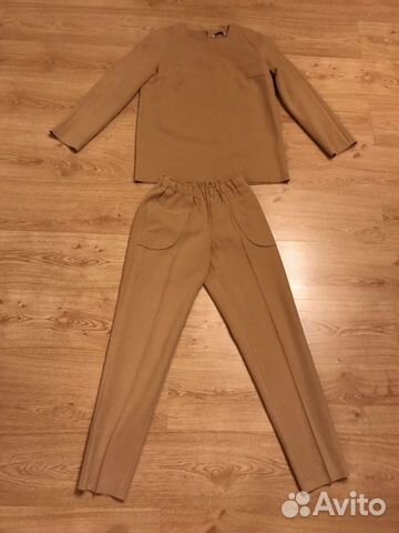 Pe for girls бежевый кашемировый костюм Pe for girls бежевый кашемировый костюм