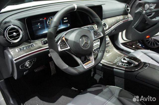 Водитель такси без залога и первого взноса