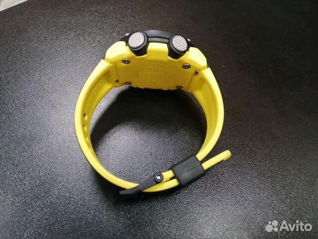 Часы Casio G-Shock GA-2000-1A9ER
