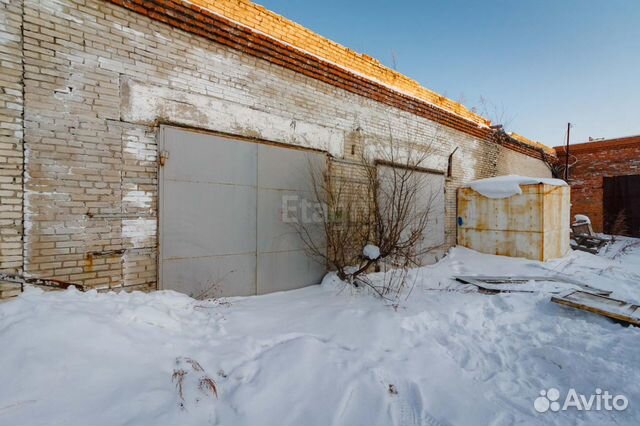 Гараж, > 30 м²