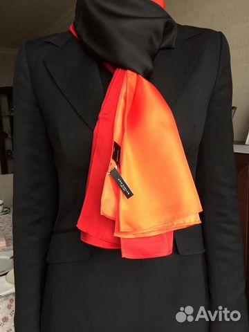 Шелковый палантин Ann Taylor