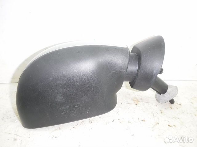 Renault Sandero Зеркало правое механическое Renault Sandero Зеркало правое механическое