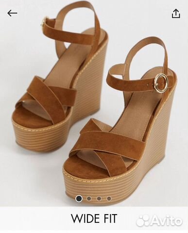 Новые босоножки на танкетке 38 ASOS Новые босоножки на танкетке 38 ASOS