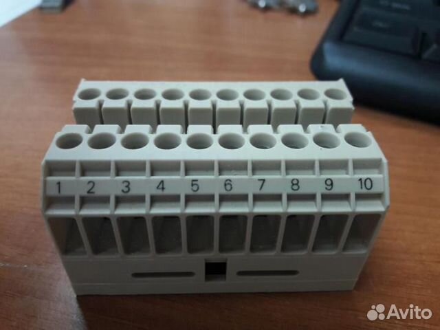 Клеммный блок siemens 8WA1 011-0DF22