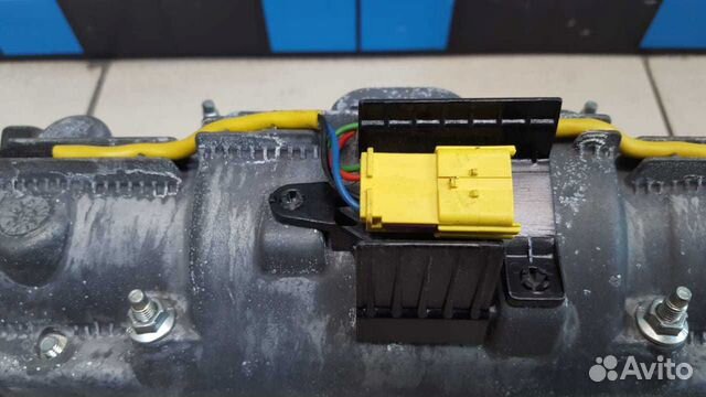 Подушка безопасности в торпедо Audi A4 B7