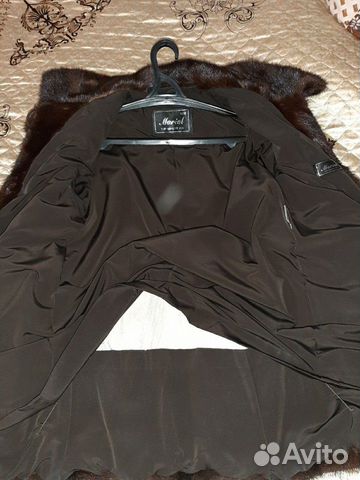 Шуба норковая с капюшоном из цельного меха Шуба норковая с капюшоном из цельного меха