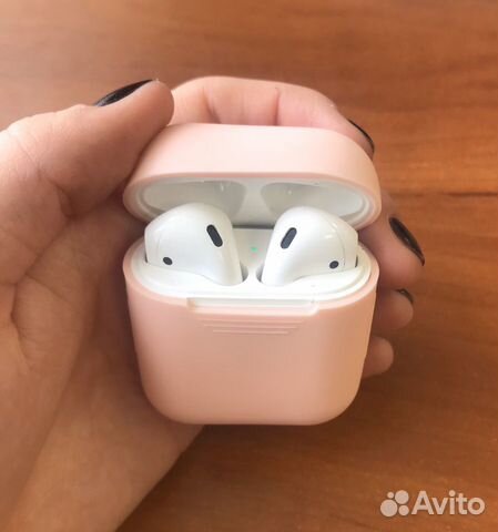 Беспроводные наушники AirPods 1 серия Беспроводные наушники AirPods 1 серия