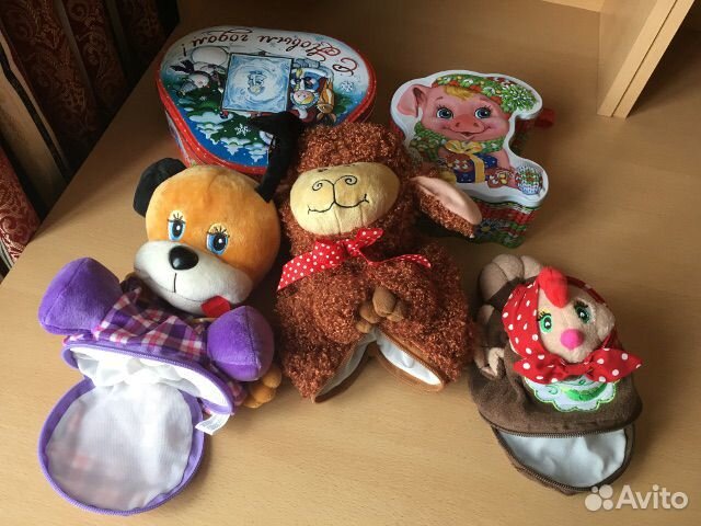 Коробки от новогодних подарков