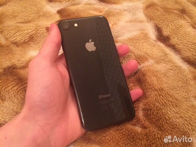 Телефон iPhone Телефон iPhone