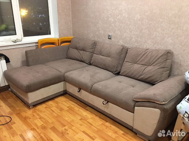 Диван