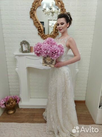 Лёгкое и нежное свадебное платье