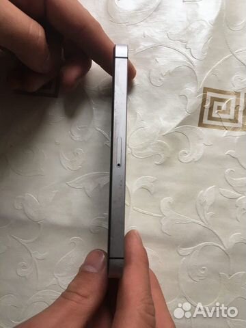 Телефон iPhone Телефон iPhone
