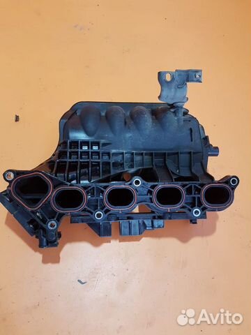 Впускной коллектор на Honda Civic 5D
