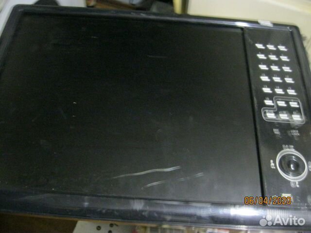 Видео регистратор - монитор для видео наблюдения