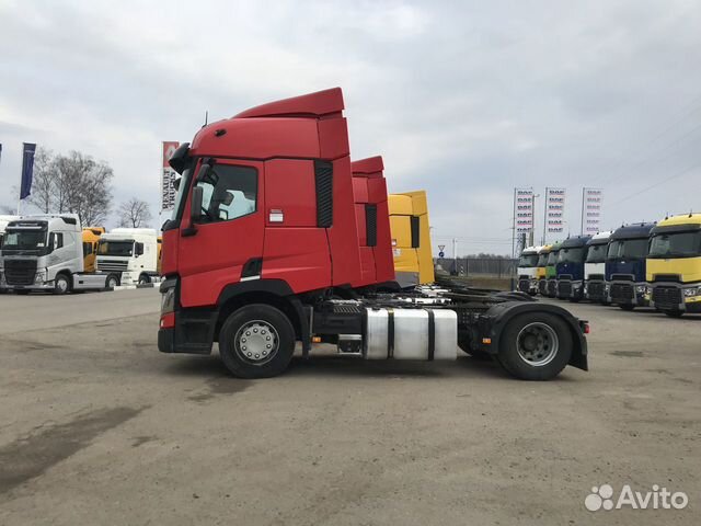 Седельный тягач Renault Евро 5 2018г 125 000 км Седельный тягач Renault Евро 5 2018г 125 000 км
