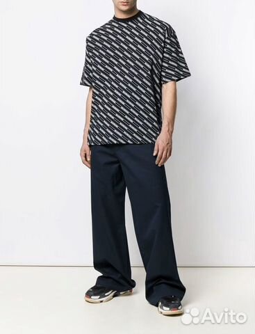 Футболка Balenciaga