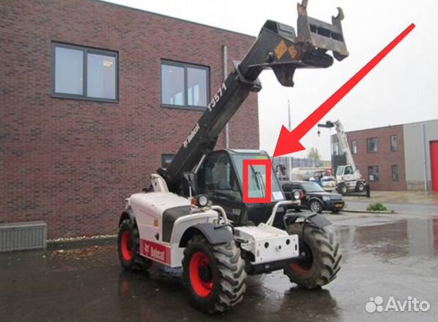 Стекло лобовое для Bobcat t3571/3571l