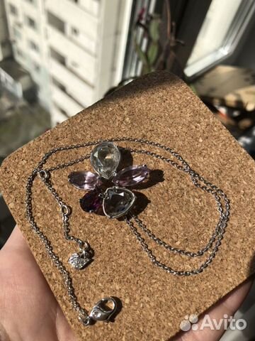 Колье Swarovski, подвеска Swarovski Колье Swarovski, подвеска Swarovski