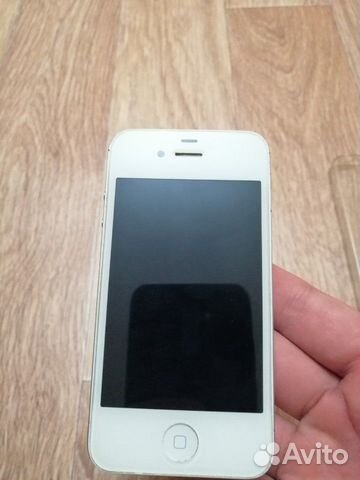 Телефон iPhone 4s Телефон iPhone 4s