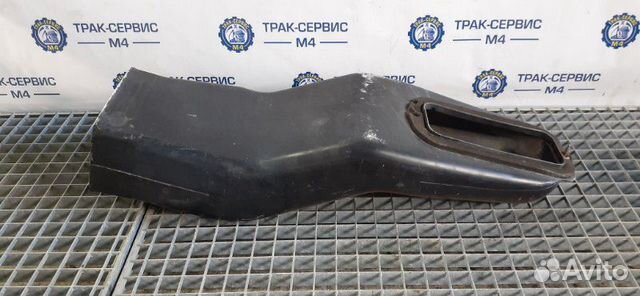 Патрубок отопителя Renault Magnum E-Tech 440 mack Патрубок отопителя Renault Magnum E-Tech 440 mack