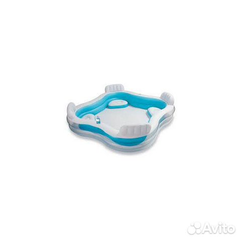 swim center family lounge