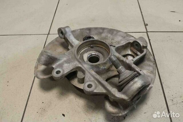Кулак поворотный задний правый Mercedes W166 Кулак поворотный задний правый Mercedes W166