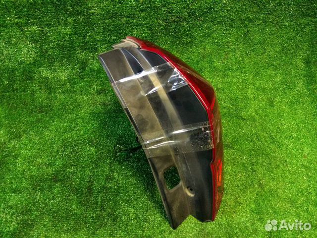 Фонарь задний задний правый Subaru Legacy BP5 EJ20