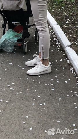 Кроссовки белые Nike roshe run Кроссовки белые Nike roshe run