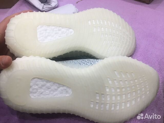 Yeezy boost 350 cloudwhite