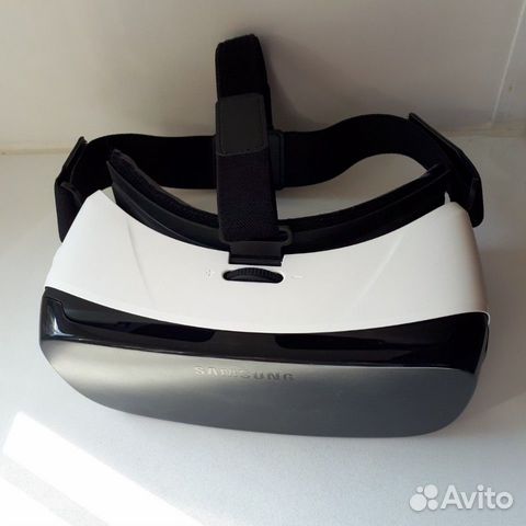 Samsung Gear VR, очки виртуальной реальности