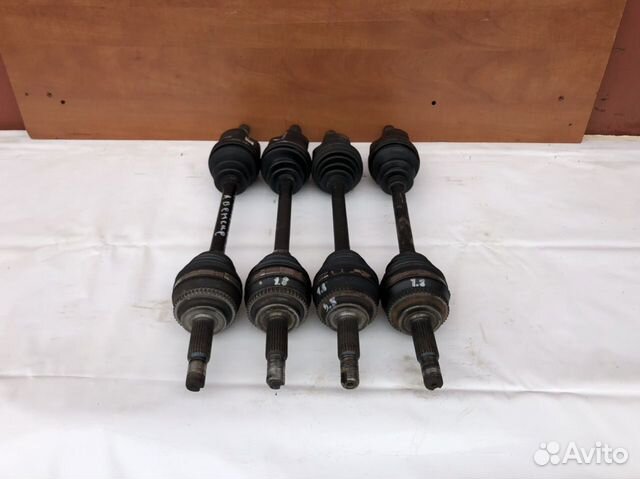 Привод левый Тойота Авенсис 03-08г 1.8л АКПП