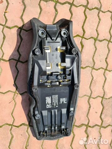 Сидушка стандартная оригинальная для BMW F 650 GS Сидушка стандартная оригинальная для BMW F 650 GS