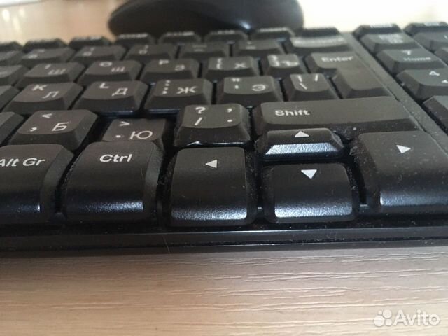Комплект клавиатура и мышь Logitech беспроводные Комплект клавиатура и мышь Logitech беспроводные