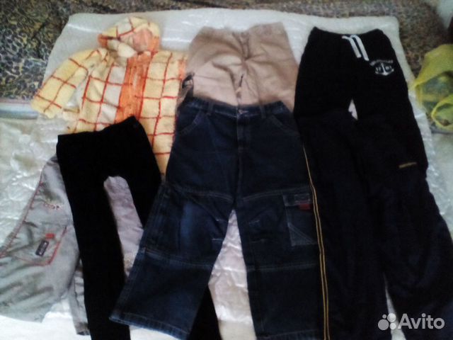 2 ветровки и большой пакет одежды 110-116