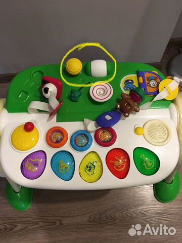 Развивающий стол chicco